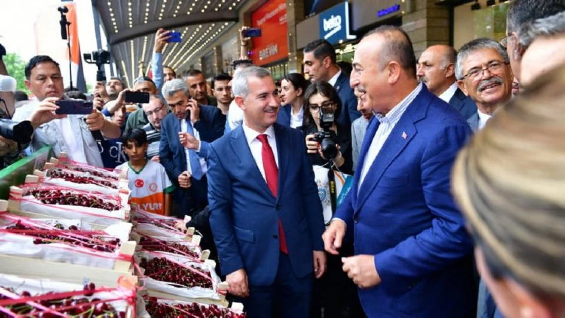 Bakan Çavuşoğlu,'Kiraz Festivali Hâyırlı Uğurlu Olsun'