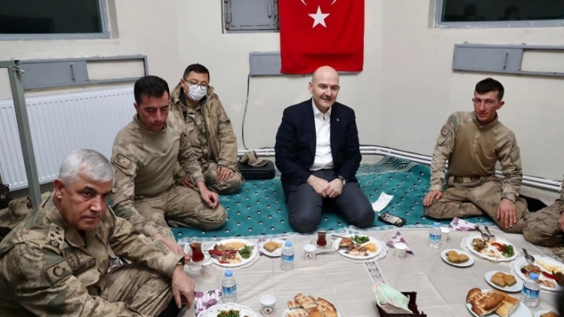 Bakan Soylu 'İt ürür kervan yürür'