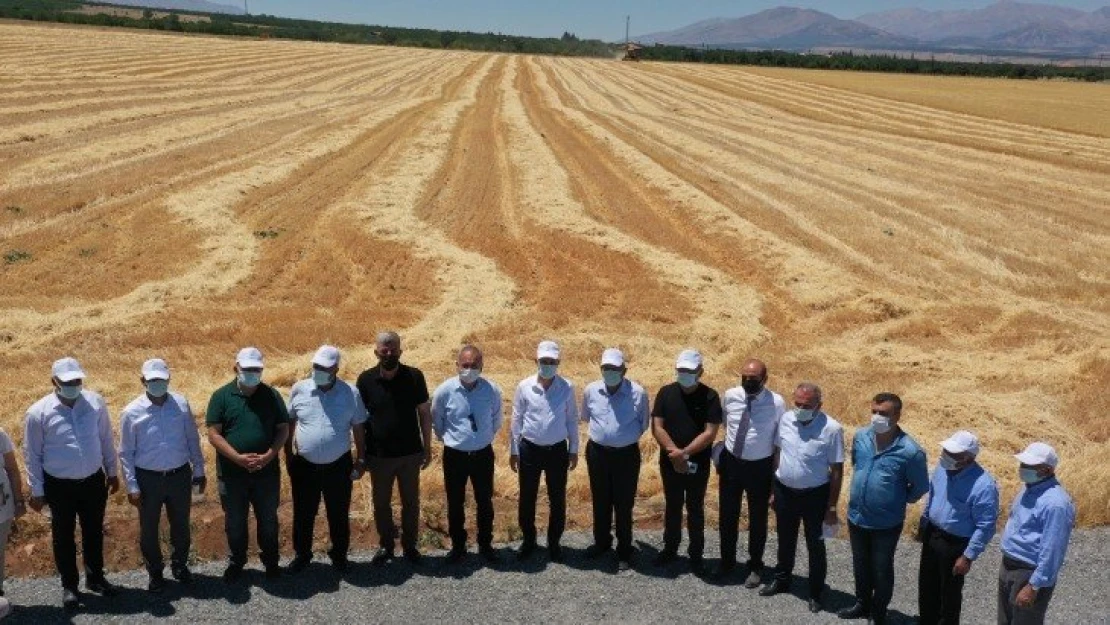 Başkan Çınar: 'Tarımsal Vizyonumuzu Örnek Projelerle Geliştiriyoruz'