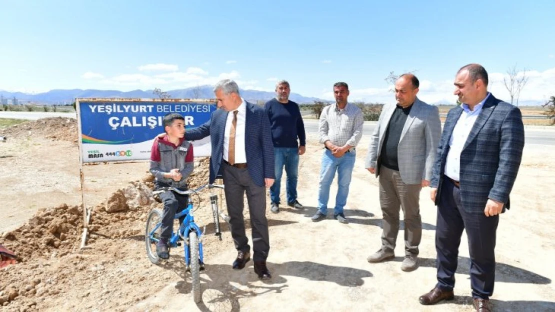 Başkan Çınar, Topsöğüt Mahallesinde ki Yol Açma Ve Genişletme Çalışmalarını İnceledi