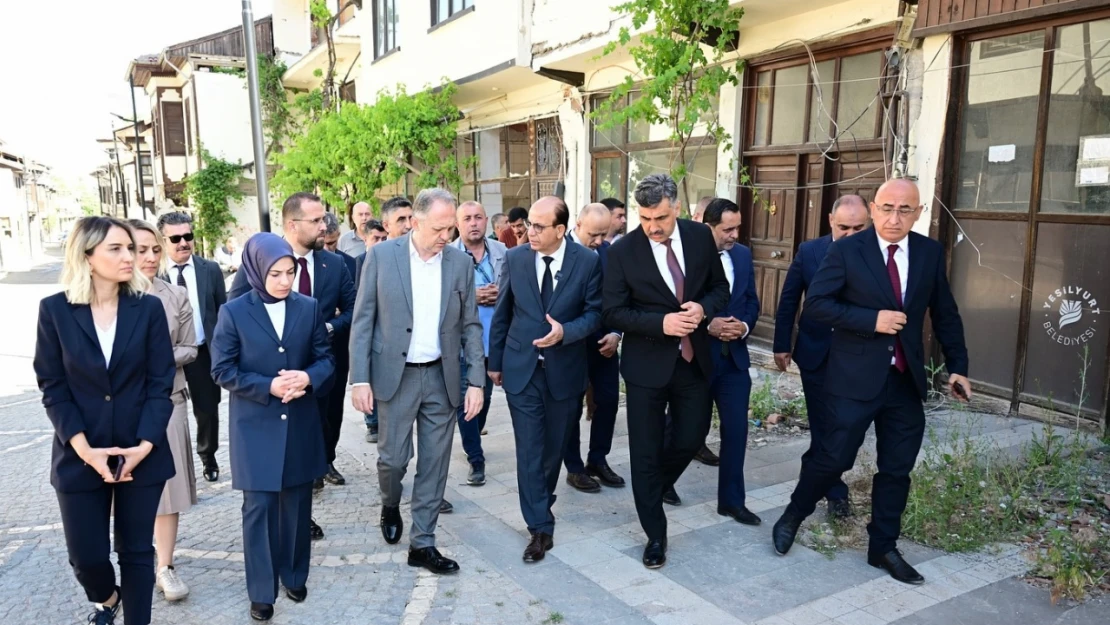 Başkan Geçit: 'Lezzet Caddemiz Eski Canlılığına Yeniden Kavuşacak'