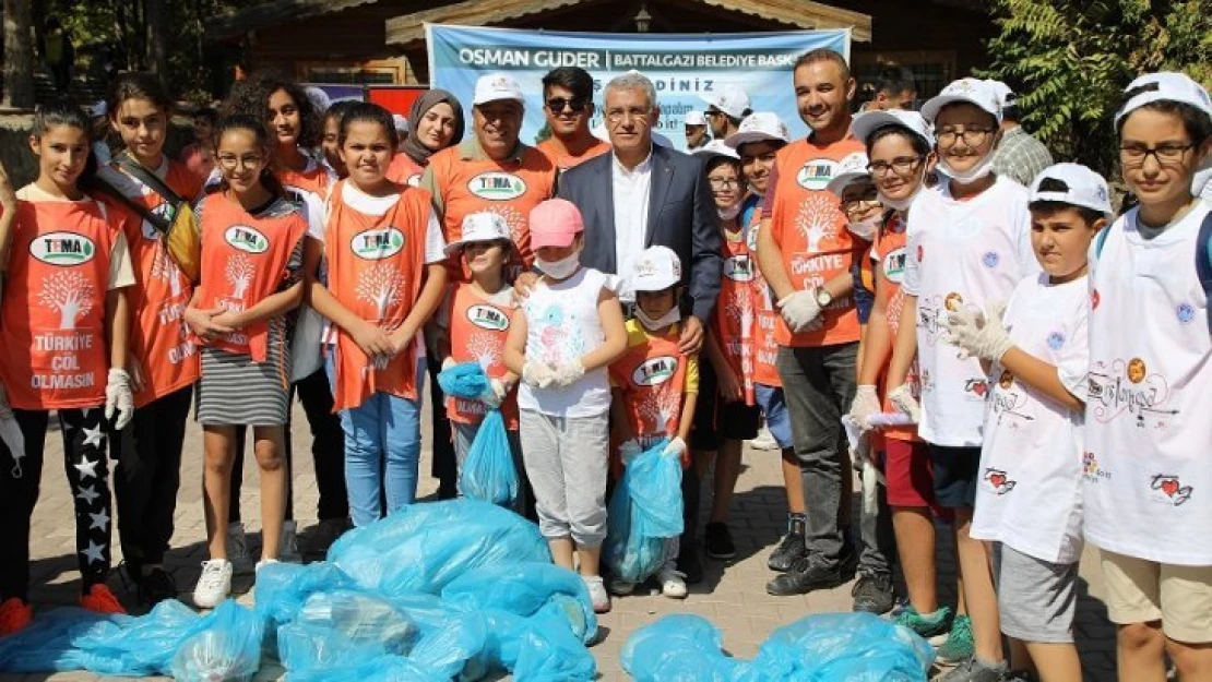 Başkan Güder: 'Temiz toplum ve temiz çevre için el ele verelim'