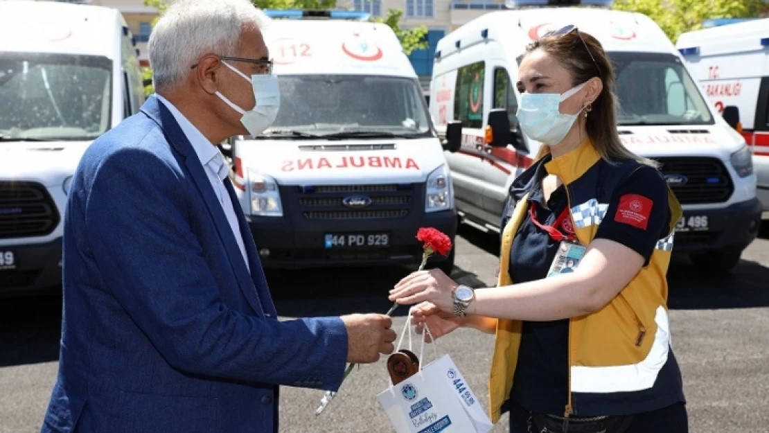 Başkan Güder Trafik Haftasında Ziyaretler Gerçekleştirdi