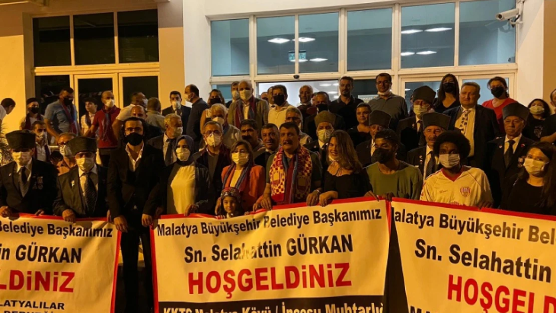 Başkan Gürkan Kıbrıs'ta Coşkuyla Karşılandı