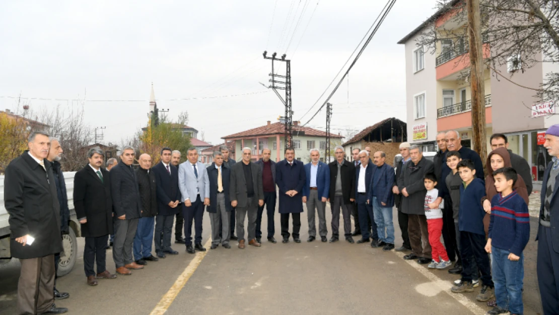 Başkan Gürkan Topsöğüt Mahallesi'nde yapılan çalışmaları yerinde inceledi