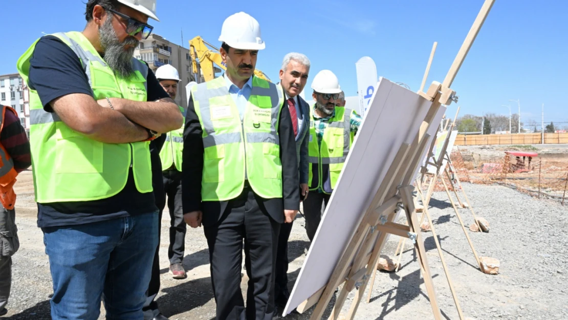 Başkan Taşkın, Bakırcılar Çarşısı'ndaki Çalışmaları Yerinde İnceledi