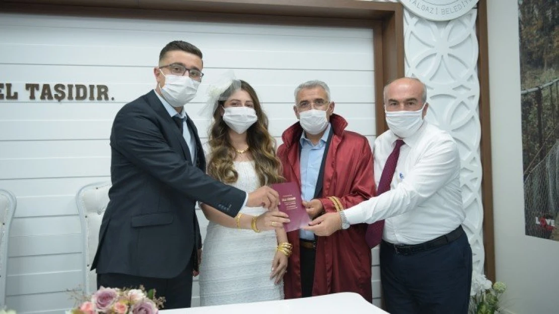 Battalgazi Belediyesi 973 Çiftin Nikah İşlemlerini Gerçekleştirdi