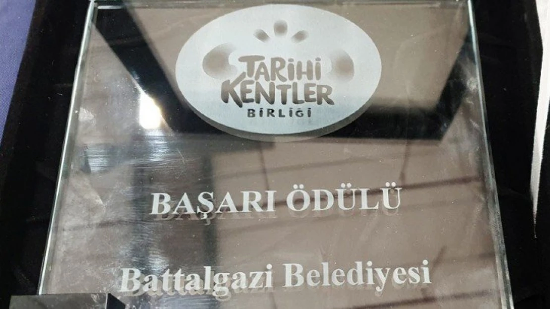 Battalgazi Belediyesine Prestij Sokak Sağlıklaştırma Ödülü