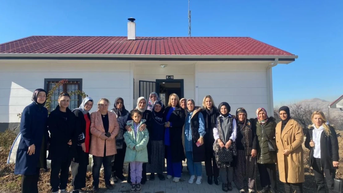 Bayındır,''Memleket Sevdasıyla İşini Gönülden Yaparsan, Gönüller Kazanırsın''