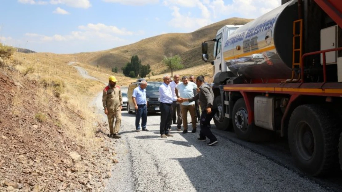 Beydağı ve Uluköy Mahallelerine toplam 3 milyon 450 bin liralık ulaşım yatırımını hayata geçirdi