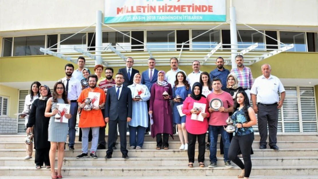 'Bir Usta Bin Usta' Sergisi Açıldı