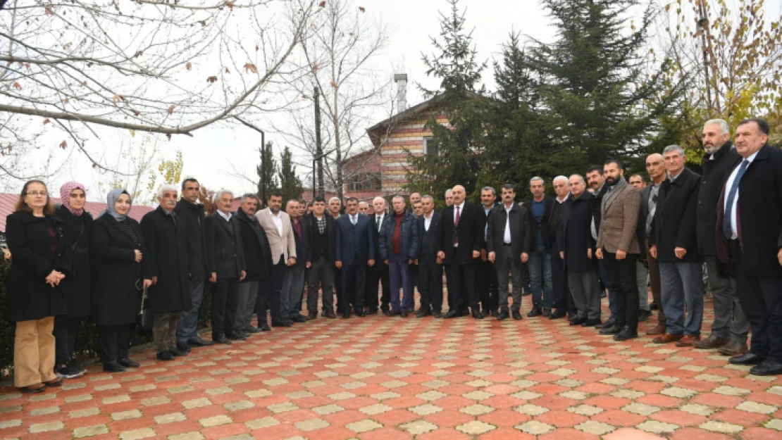 Birbirimizi Severek Hareket Edersek İşlerin Hepsi Kolay Olur