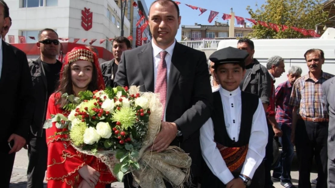 Vali Çetin Oktay Kaldırım Elazığ'da Göreve Başladı