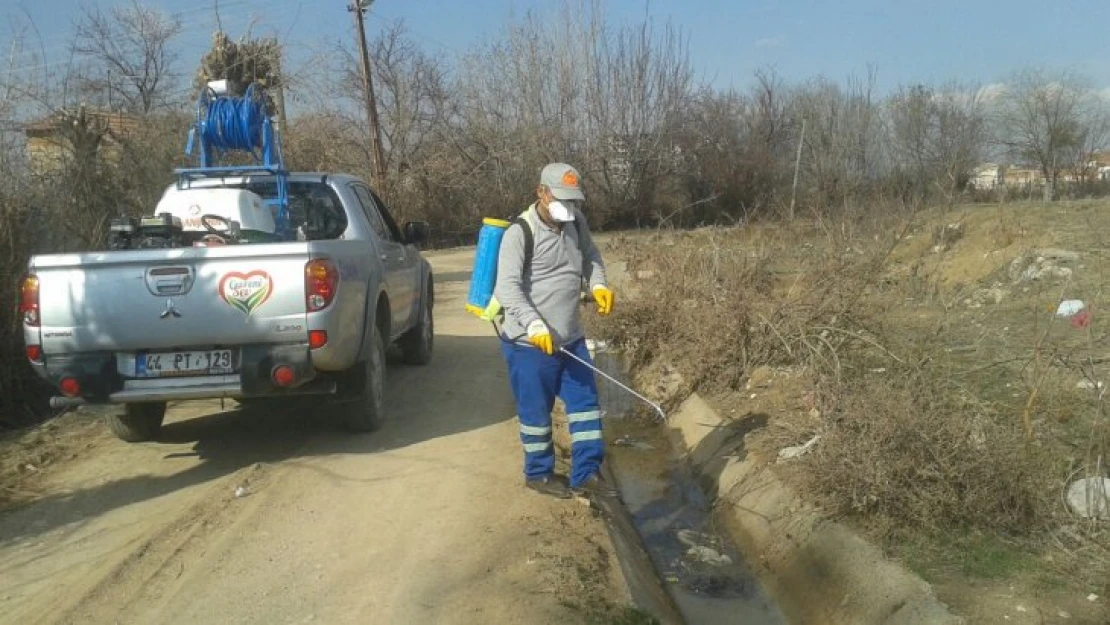 Büyükşehir Belediyesi Haşereyle Mücadele Çalışmalarına Devam Ediyor