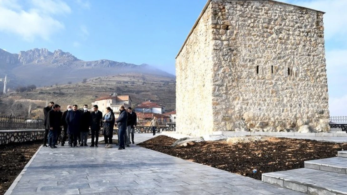 Büyükşehir Belediyesi Tarafından Venk Şapelinin Çevre Düzenleme Çalışmaları Tamamlandı