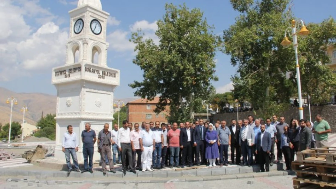 Çalık: 'Cumhurbaşkanımızı yalnız bırakmayacağız'