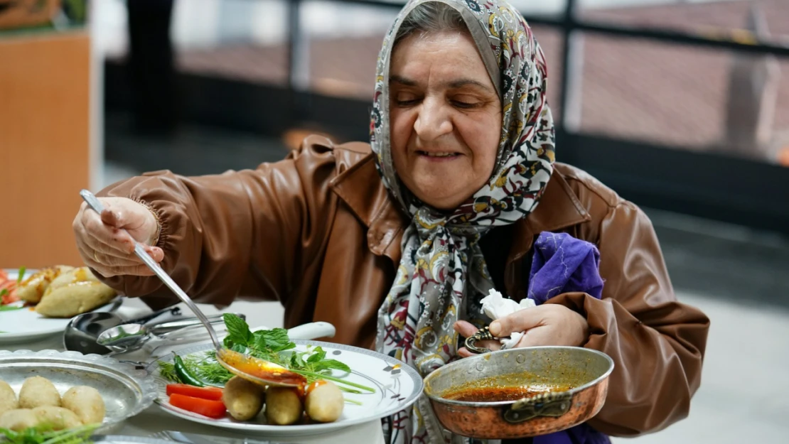 Coğrafi İşaret Tescil Belgeli 'İçli Köfte' Yemek Yarışmasına Rekor Düzeyde Katılım!