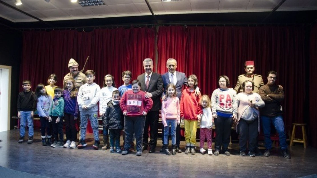 Depremi Yaşayan Çocuklara Sanatsal Destek