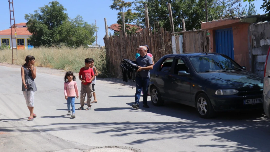 Depremzede öğrencilerine sürpriz