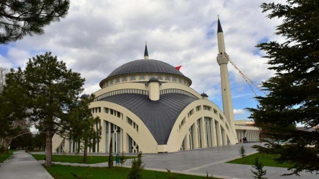 Diyanet İşleri Başkanı Prof. Dr. Erbaş, Malatya'da İlahiyat Camisi ve Kütüphanesi'ni Açtı