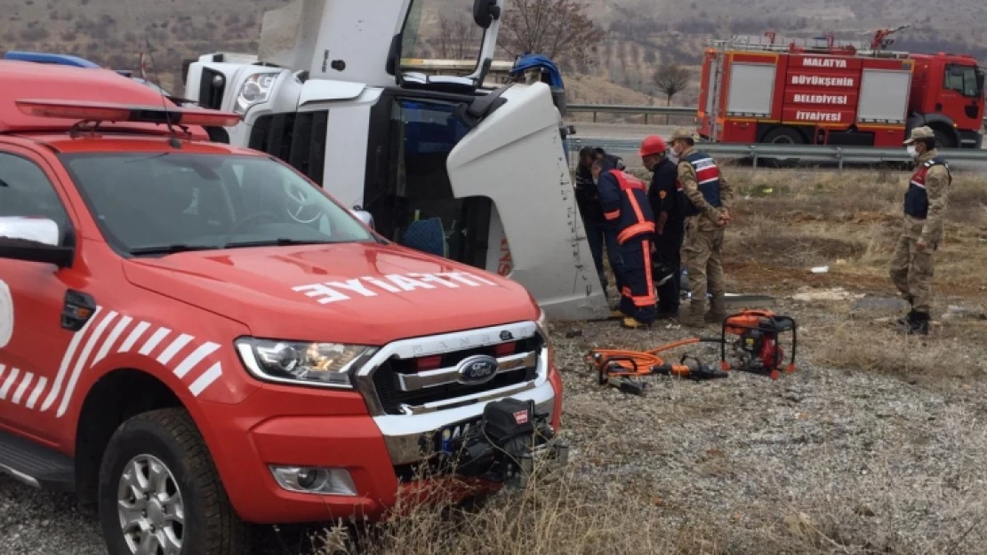 Doğanşehir Kelhalil Mevkiinde Trafik Kazası: 1 Ölü