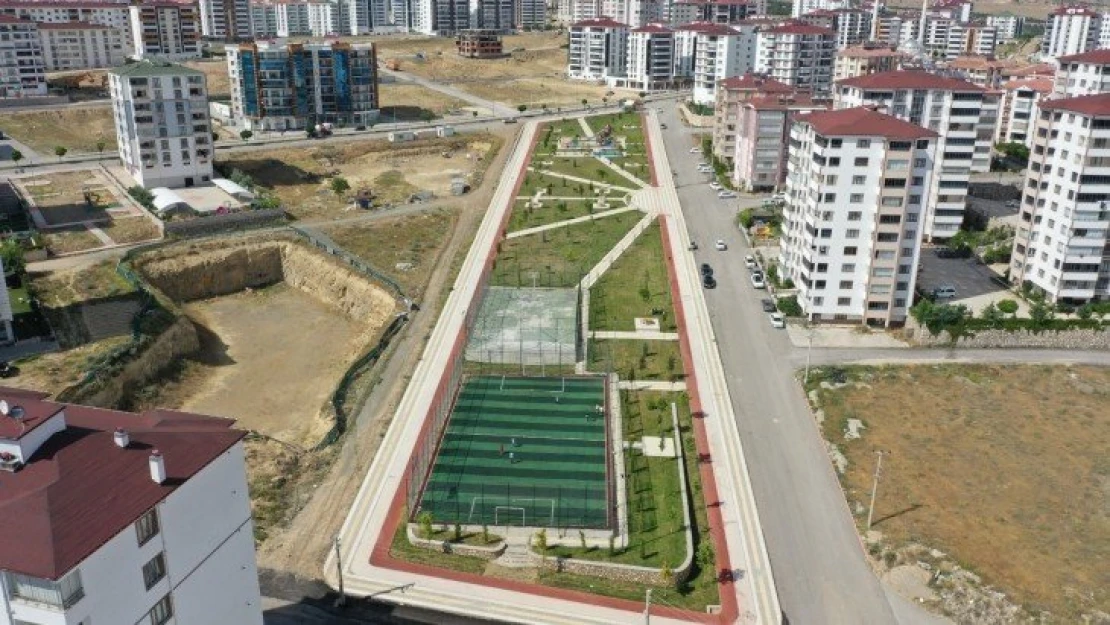 Elazığ Belediyesi'nden Mahallelere Yeni Parklar