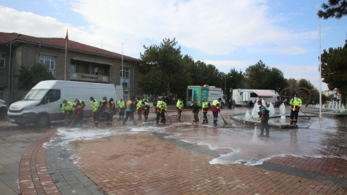 Elazığ'da Koronavirüse Karşı Dezenfeksiyon Çalışmaları