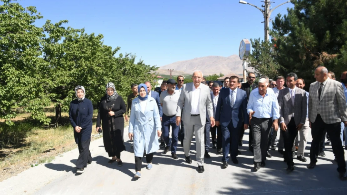 Erenli Mahallesinde Beton Yol Uygulaması Yapıldı