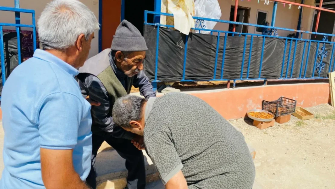 Fendoğlu'ndan Yazıhan'da köylere ziyaret