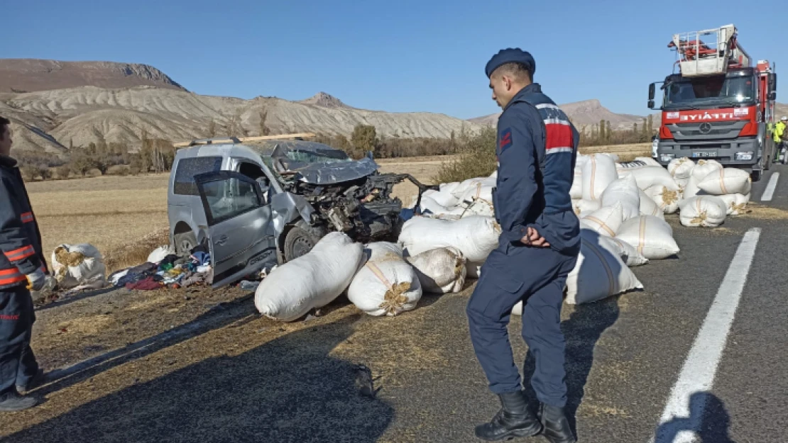 Gürün Darende Karayolunda Trafik Kazası 1 Ölü