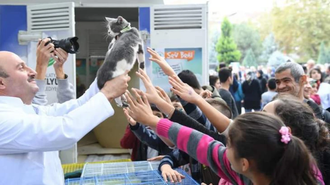 'Kalbimiz Sokak'ta Atıyor' Etkinliği Büyük İlgi Gördü