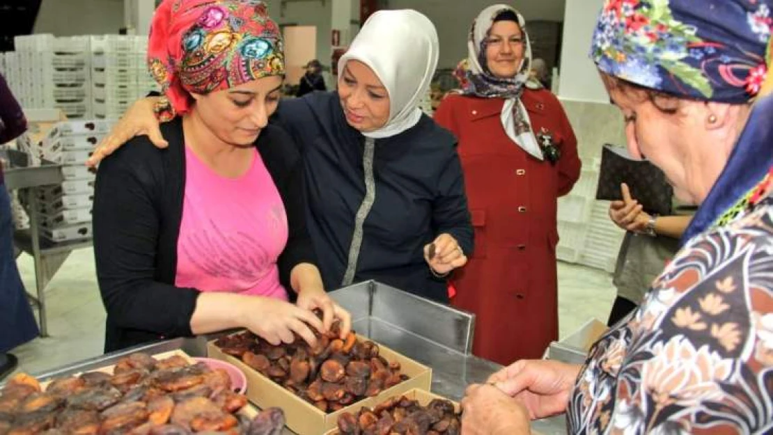 Bir taraftan şeytan taşladık, bir taraftan tavaf yaptık