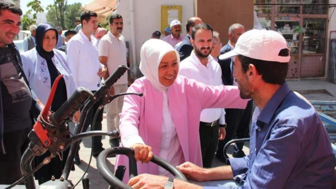 Çalık'tan Kuluncak ve Hekimhan ilçesine ziyaret