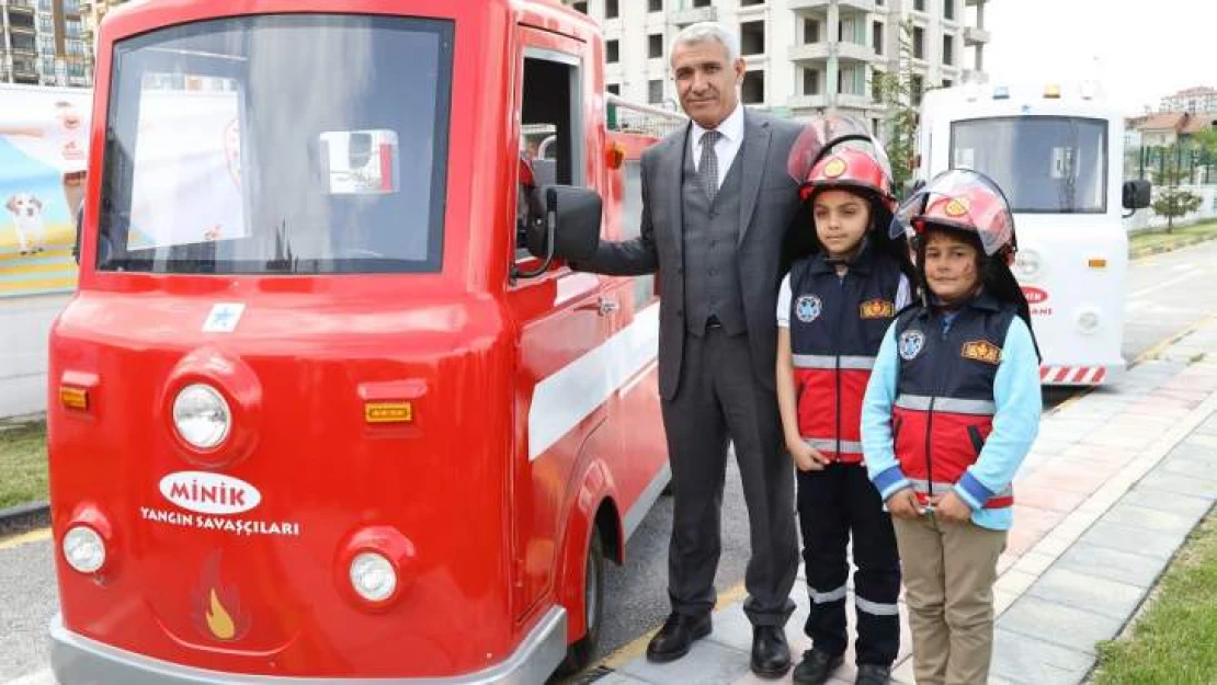 Trafik Haftası Etkinliğinde 'Öncelik Hayatın, Öncelik Yayanın' Vurgusu Yapıldı