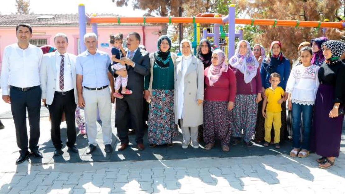 Çalık Ve  Gürkan, Karabağlar Mahallesi Sakinlerini Dinledi