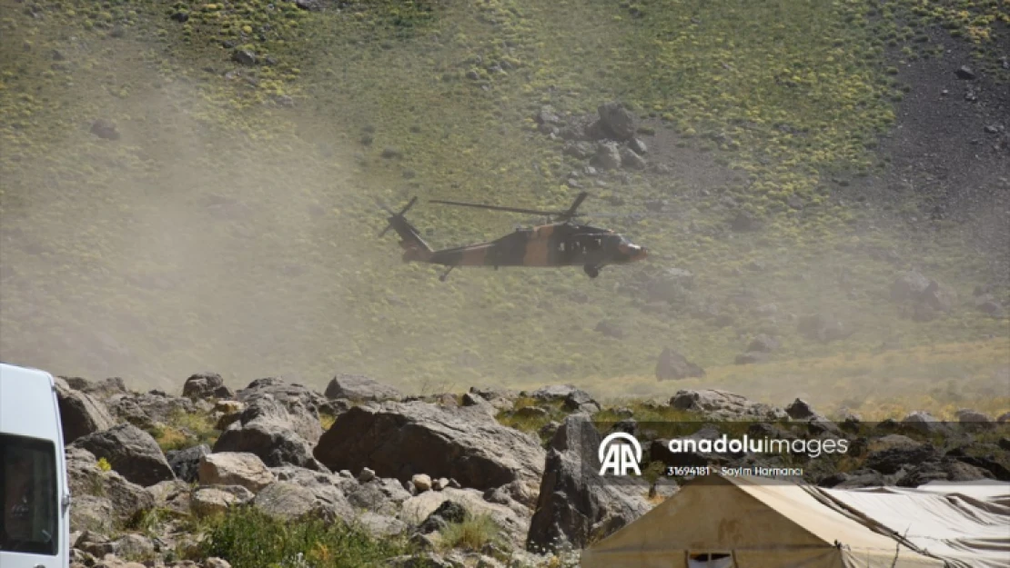 Hakkari'deki Cilo buzullarında kayıp 4 kişi bulundu, 2'si kurtarıldı, 2'sinin kurtarılması için çalışma sürüyor