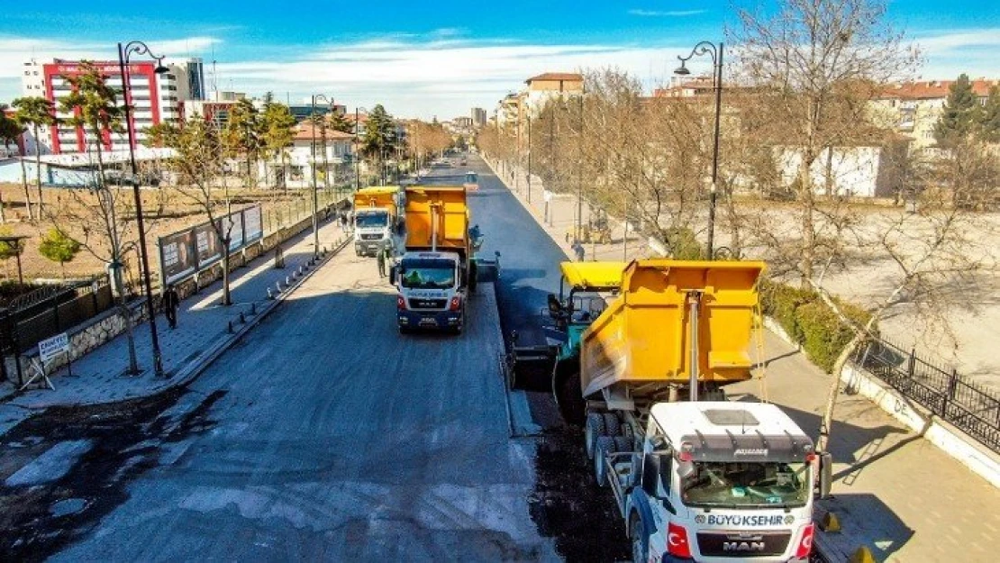 İstasyon Caddesi 4 Şeride Çıkarıldı