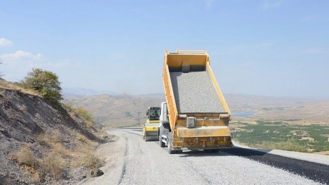 Kamıştaş Mahallesi'nde Asfalt çalışmaları