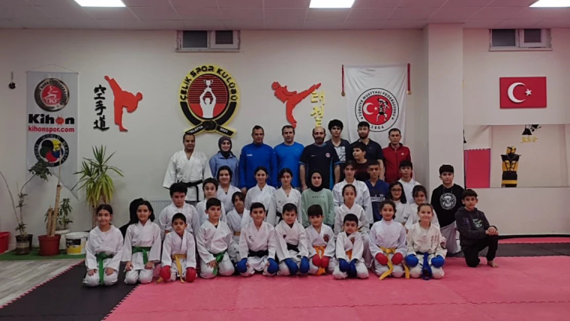 Karate Milli Takım Antrenörü İdris  Gürbüz Malatya'da Karate Semineri  Verdi.