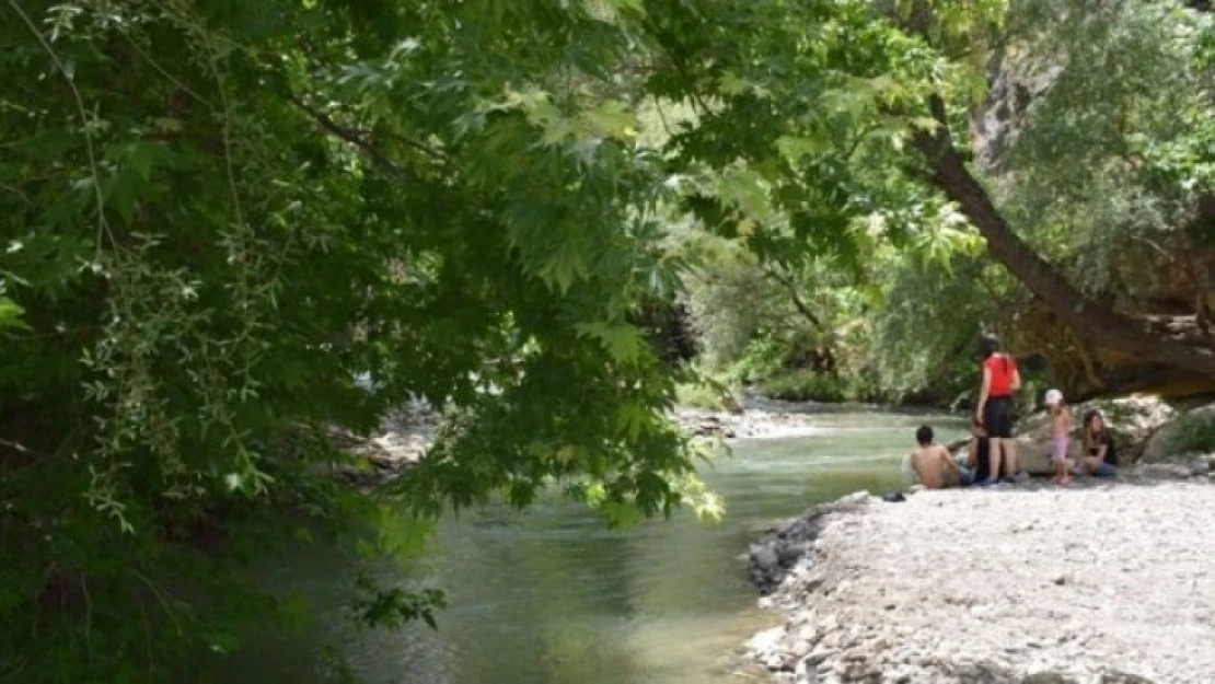 Kayaarası Kanyonuna İlgi Artıyor