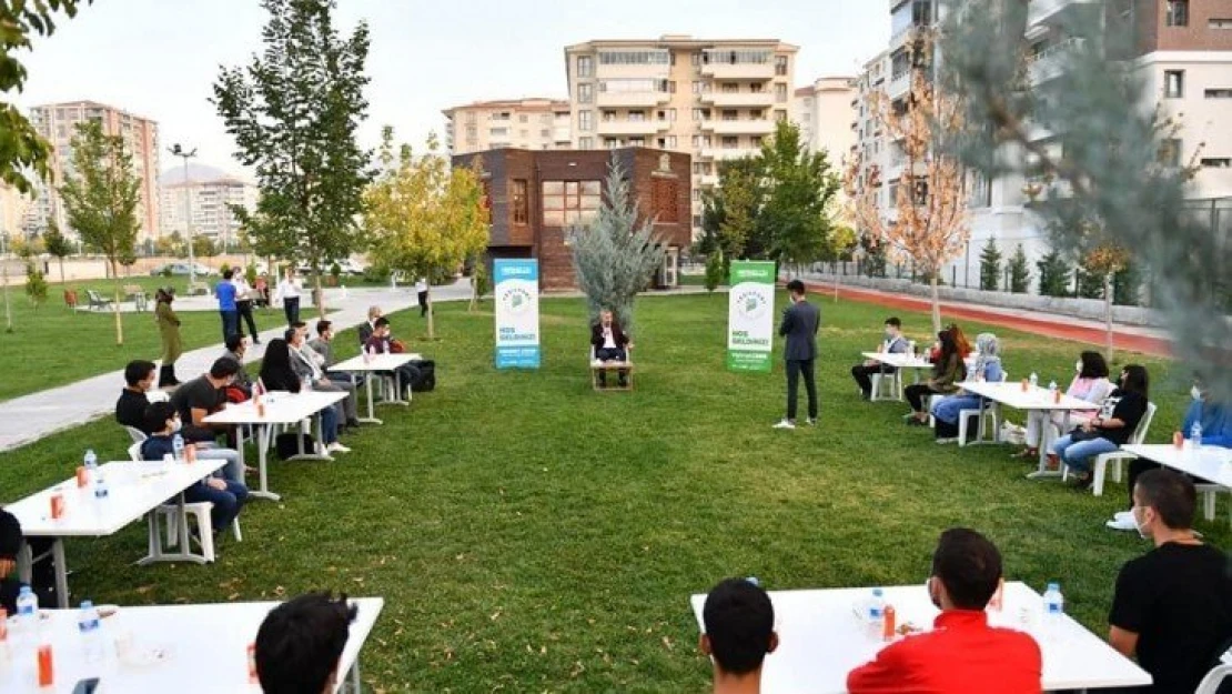 Kitapseverlerin Yoğun İlgisi, Yeni Yatırım Alanlarının Kapısını Aralıyor