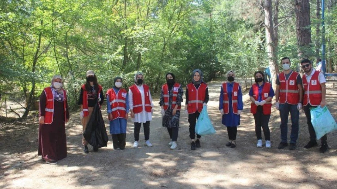 Kızılay Malatya Kadın teşkilatı çevre için sahada