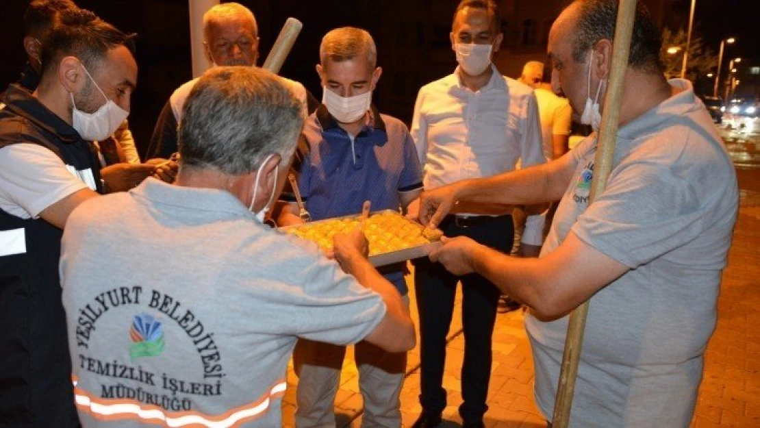 Koronavirüs tedbirleri kapsamında Çevre Temizliğiyle Örnek Gösterilen İlçe Yeşilyurt