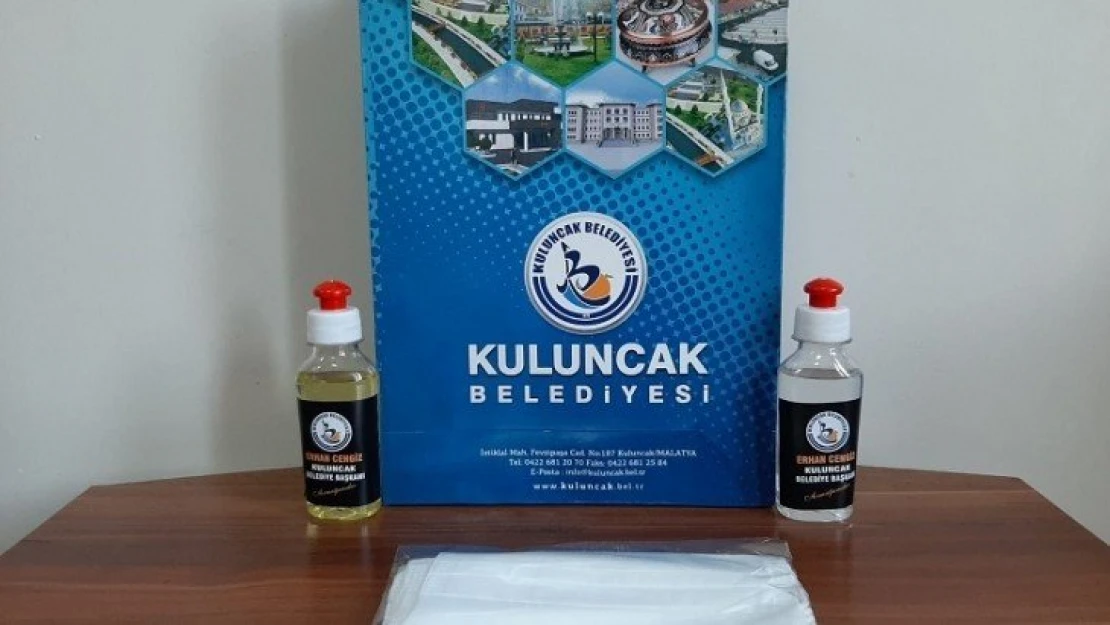 Kuluncak Belediyesi Sağlık Kitlerini dağıtmaya devam ediyor