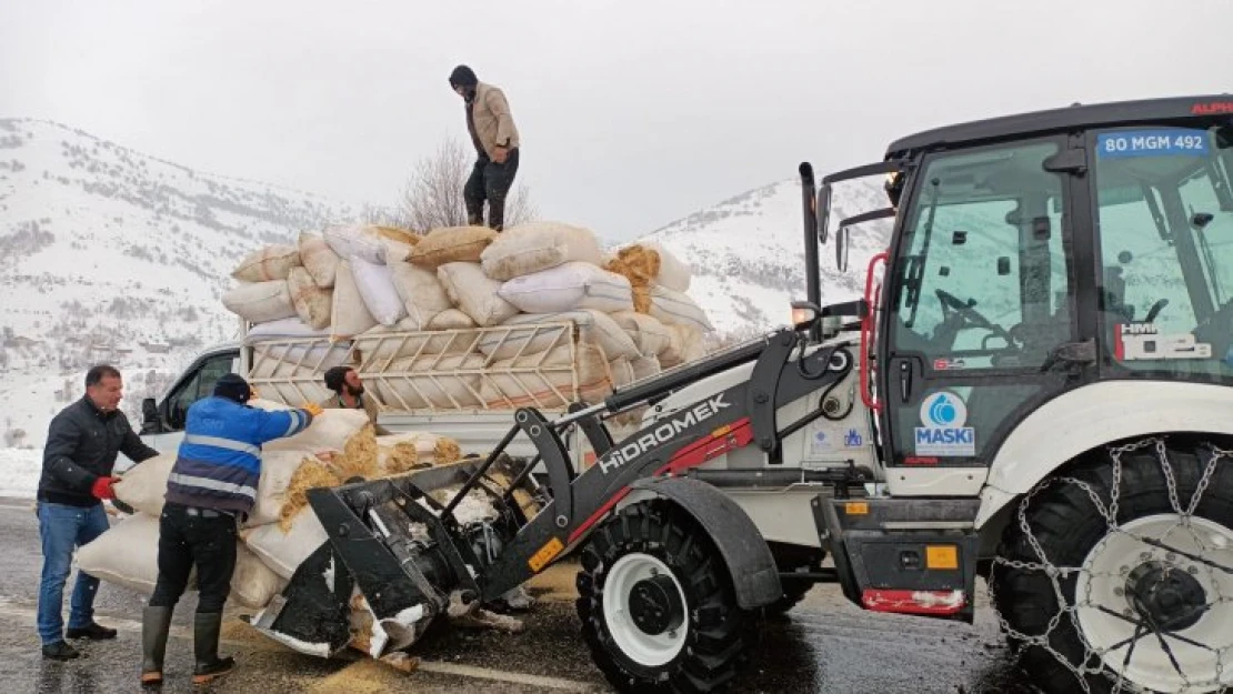 Mahsur Kalan Çiftçinin Yardımına Maski Yetişti