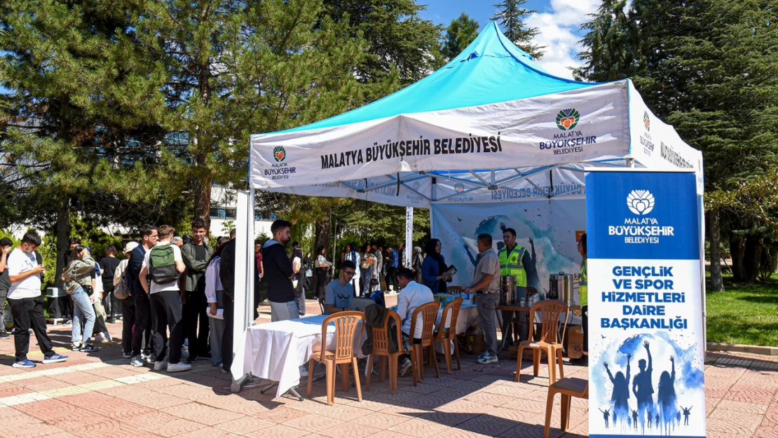 Malatya Büyükşehir Belediyesi, İnönü Üniversitesi'nde Tanıtım ve Bilgilendirme Standı Açtı