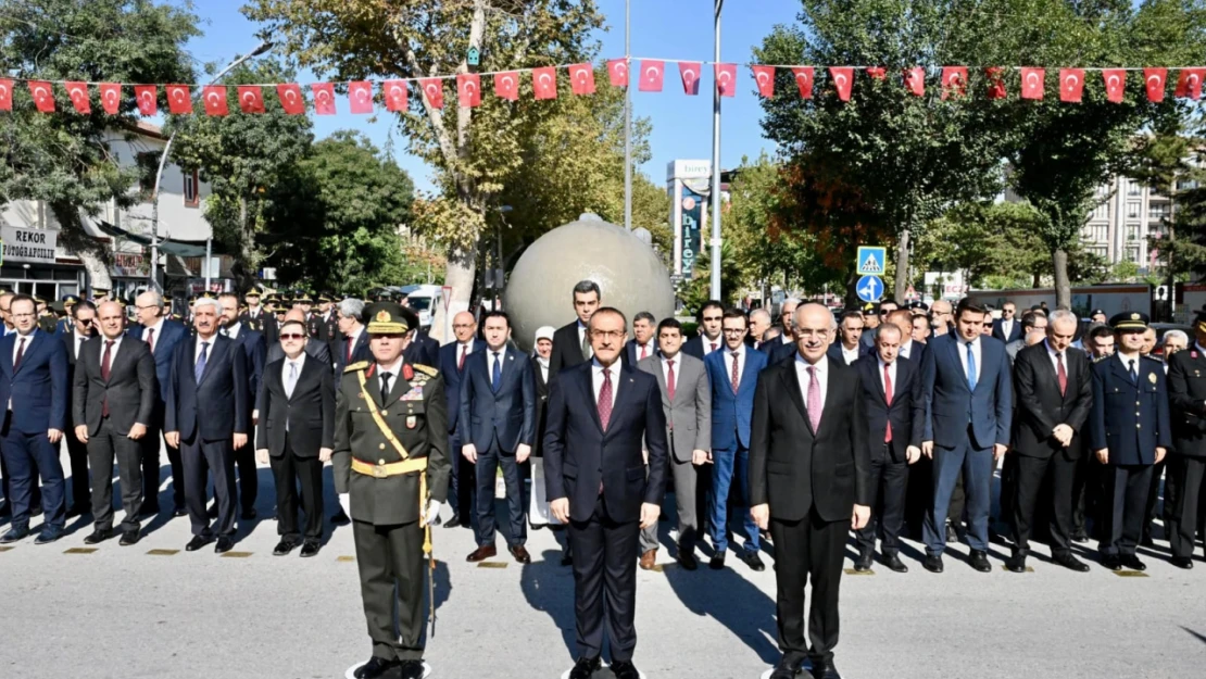 Malatya'da 30 Ağustos Zafer Bayramı ve Türk Silahlı Kuvvetleri Günü 102'nci Yıl Dönümü Coşkuyla Kutlandı.