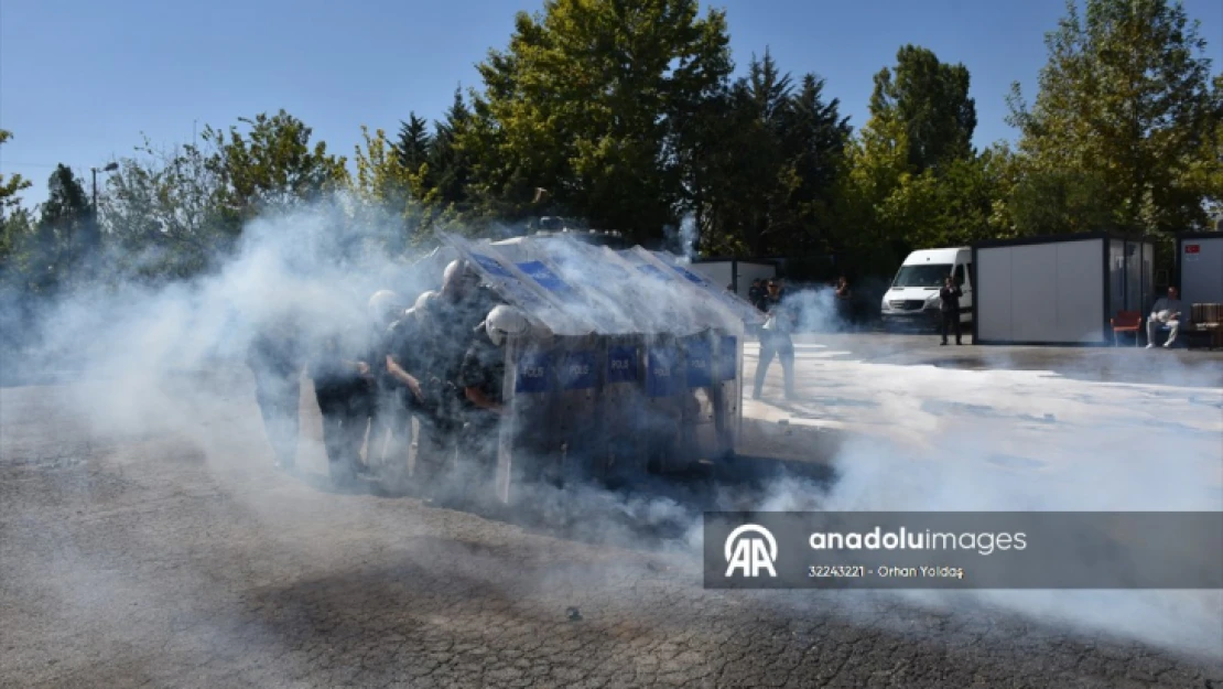 Malatya'da çevik kuvvet polisi tatbikat yaptı