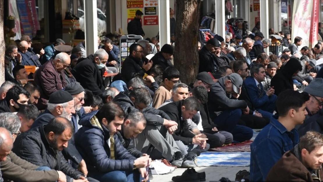 Malatya'da Gazze, Doğu Türkistan ve dünyadaki tüm mazlumlar için dua edildi