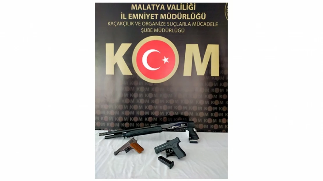 Malatya'da ruhsatsız 3 silahla yakalanan şüpheli gözaltında